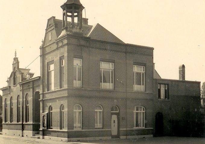 Raadhuis 1939 Alphen